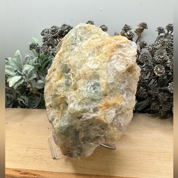 All Natural Uncut Fluorite Chunk w/ UV Reaction - Picture 4 of 8